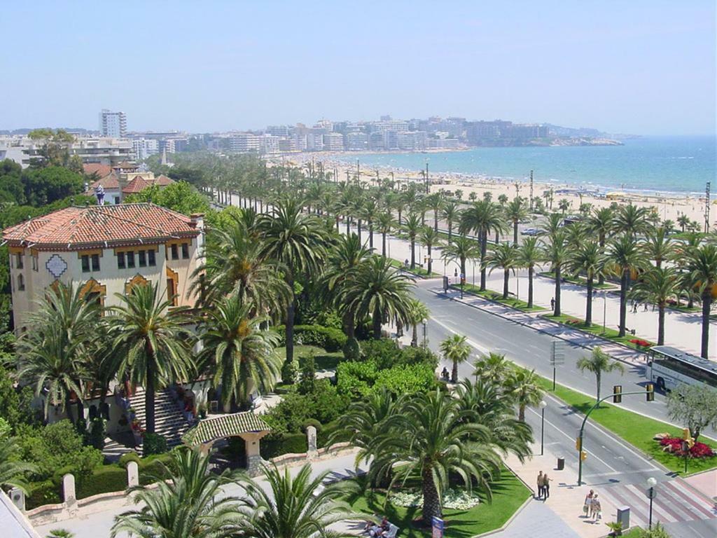 Apartamento Playa Llevant Mejor Zona Salou Exterior photo